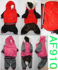 廣州瑋德商貿(mào) 精選寵物服裝產(chǎn)品列表，引領(lǐng)寵物服飾零售新風(fēng)尚